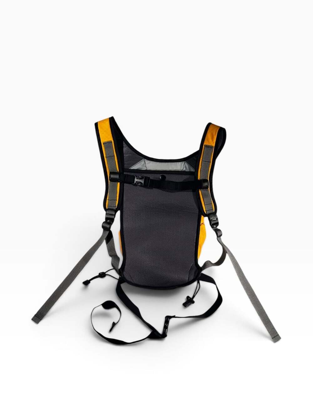 Ultimate Direction Phantom Hydration Pack Mango/Graphite - Picture 7 of 10